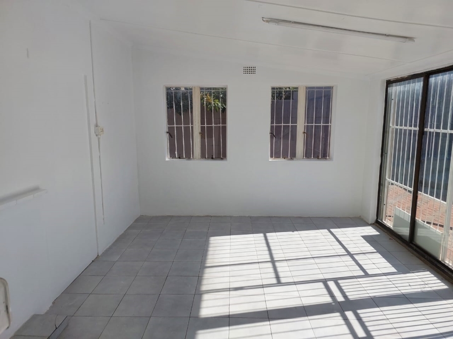 To Let 4 Bedroom Property for Rent in Saldanha Western Cape